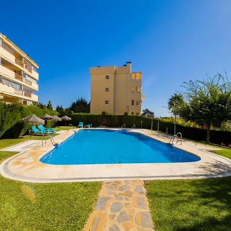 Cubo's Luna Mijas Costa Cabopino